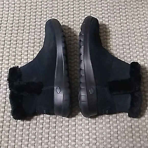 Women's Skechers Black Gen5 Fur-Lined Boots size 7 - Picture 4 of 10